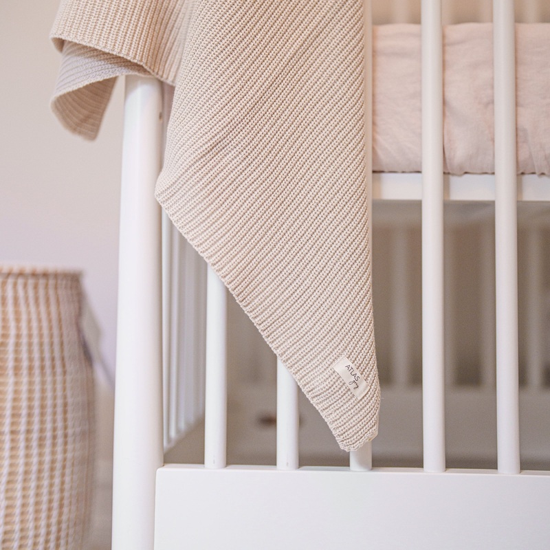 Chunky Knit Blanket|Oatmeal|Sprinkled Knit