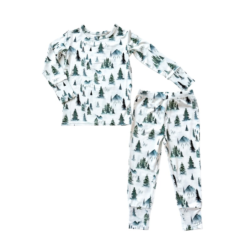 Two-Piece Pajama Set – Green Forest