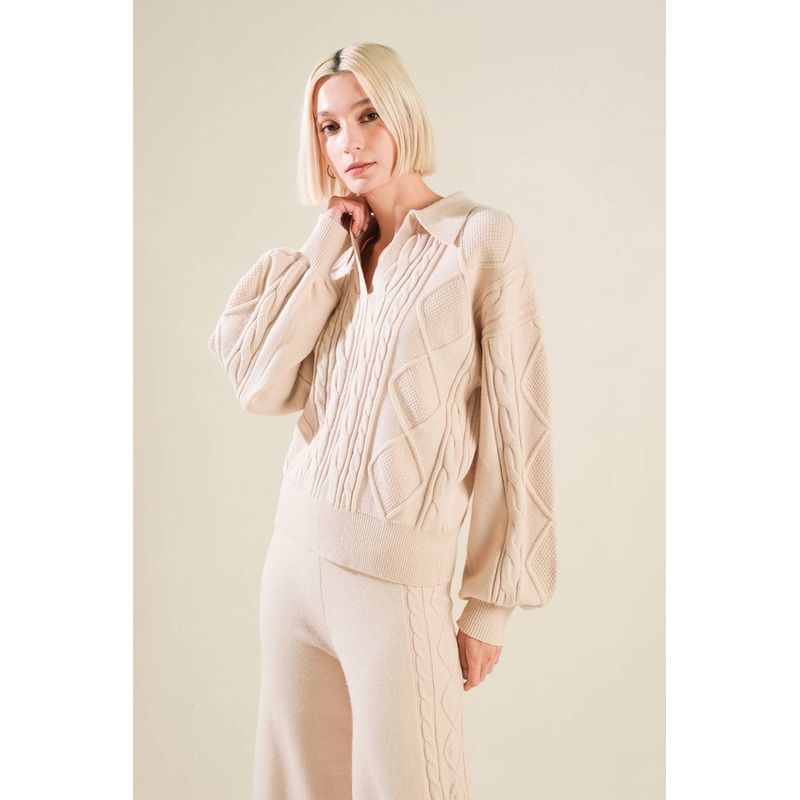 HOLD YOUR GAZE SWEATER KNIT TOP