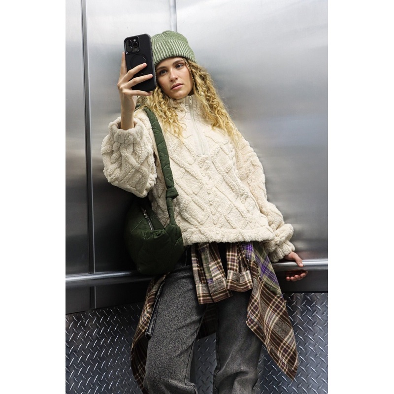 Fuzzy Fleece Half Zip Cable Pattern Sweatshirt