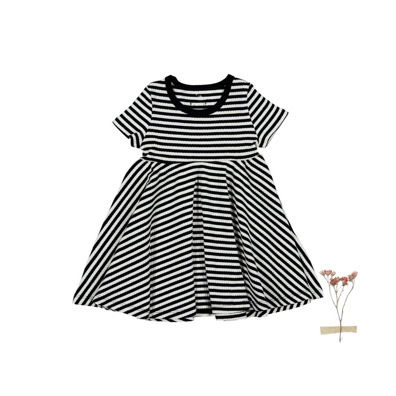 The Printed Short Sleeve Dress – Stripe