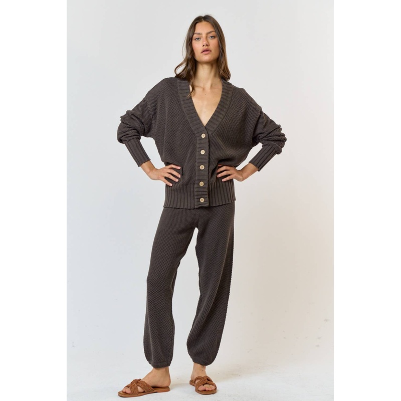 CHUNKY SWEATER CARDIGAN TOP AND JOGGER SET