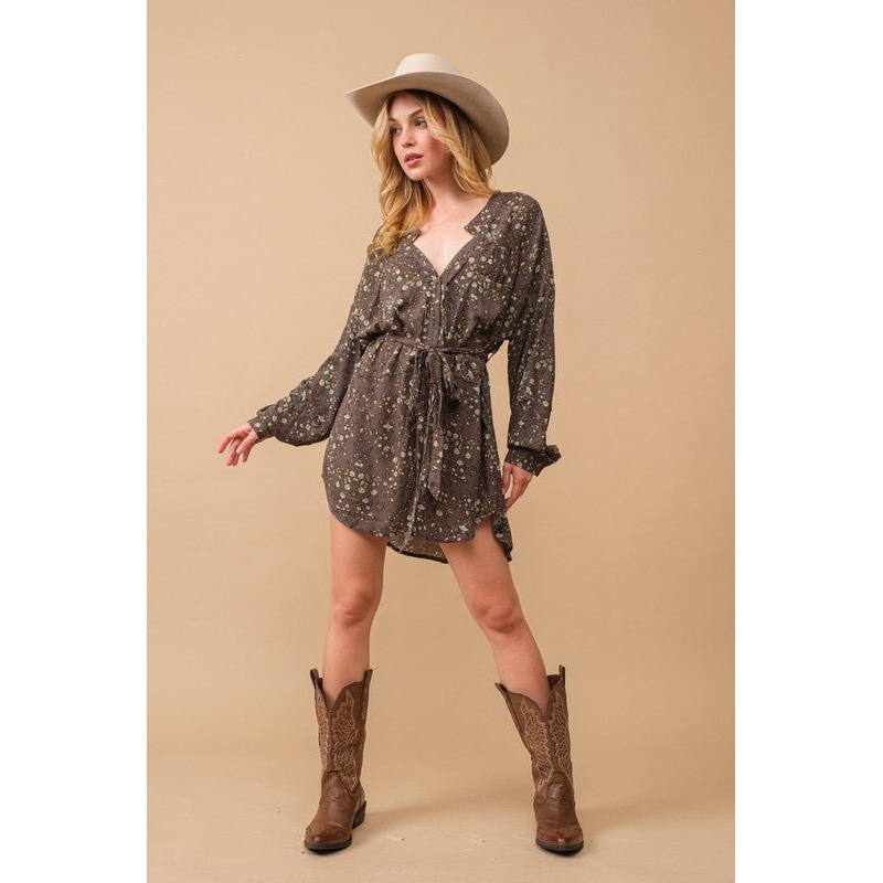 Rayon Crinkle Ditsy Floral Raw Shift Shirt Dress