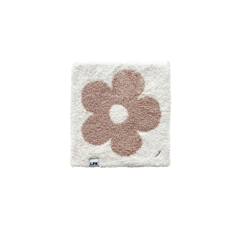 Daisy Plush Lovey | Latte