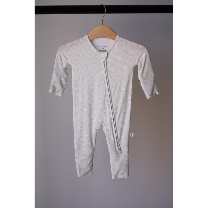 Bamboo Zip Pajamas | Meow|Newborn|0-3 Months|3-6 Months|6-12 Months|12-18 Months|18-24 Months