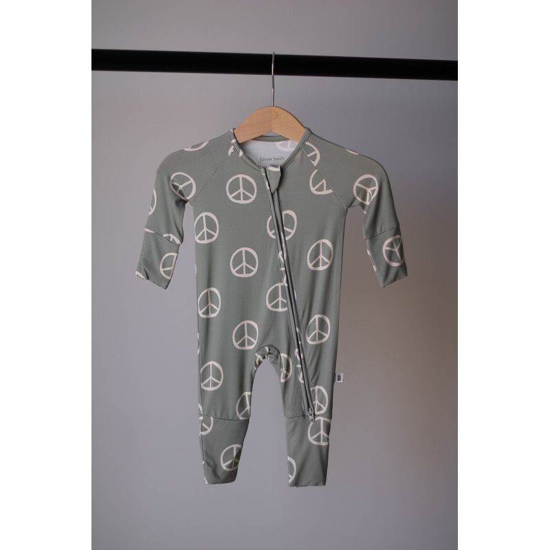 Bamboo Zip Pajamas | Peace|Newborn|0-3 Months|3-6 Months|6-12 Months|12-18 Months|18-24 Months