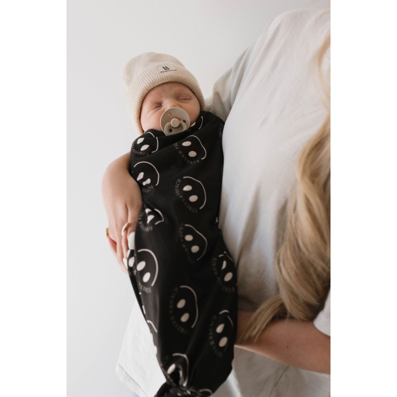 Bamboo Swaddle | Charcoal & White ff Smile
