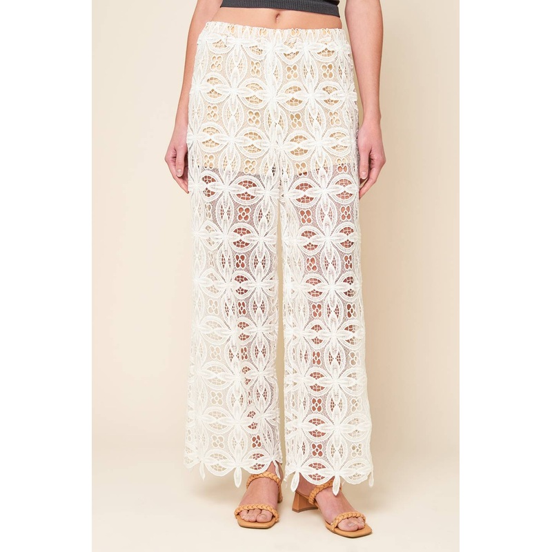 MEMORABLE FLIRT WOVEN LACE PANTS