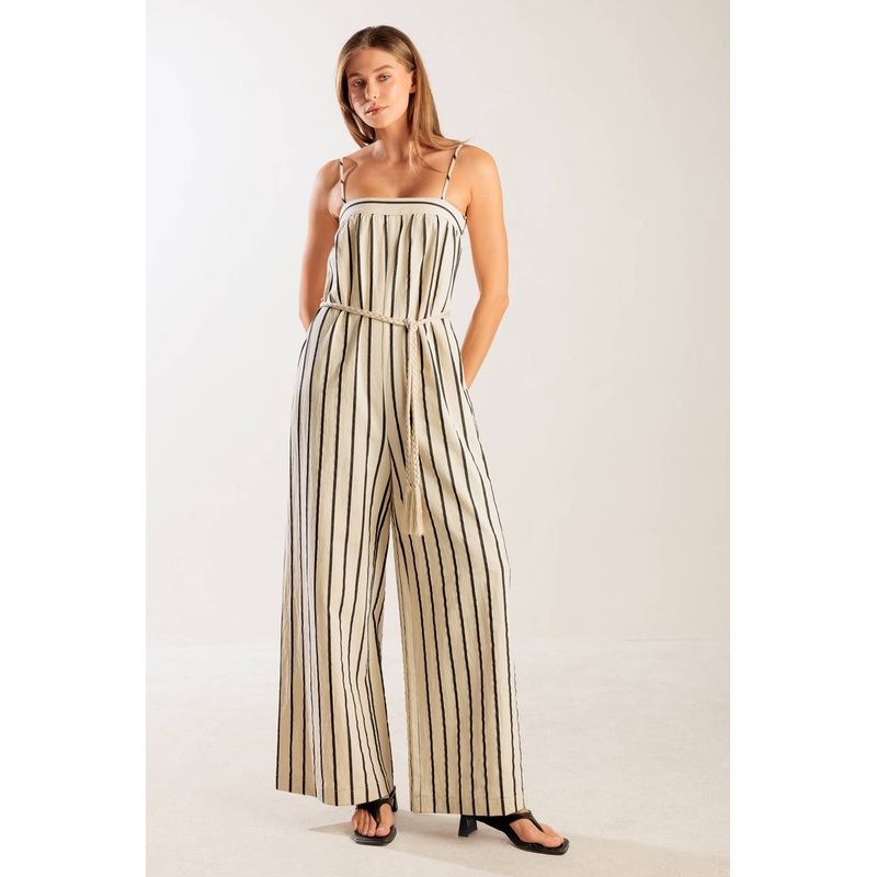 JUST THE BEGINNING WOVEN JUMPSUIT