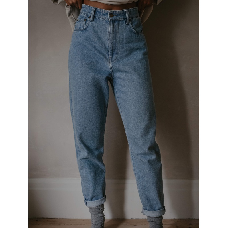 The Perfect Jeans – Women’s|light denim|US 0|US 2|US 4|US 6|US 8|US 10|US 12|US 14
