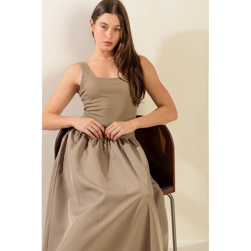 LIGHT UP THE SKY WOVEN MIDI DRESS