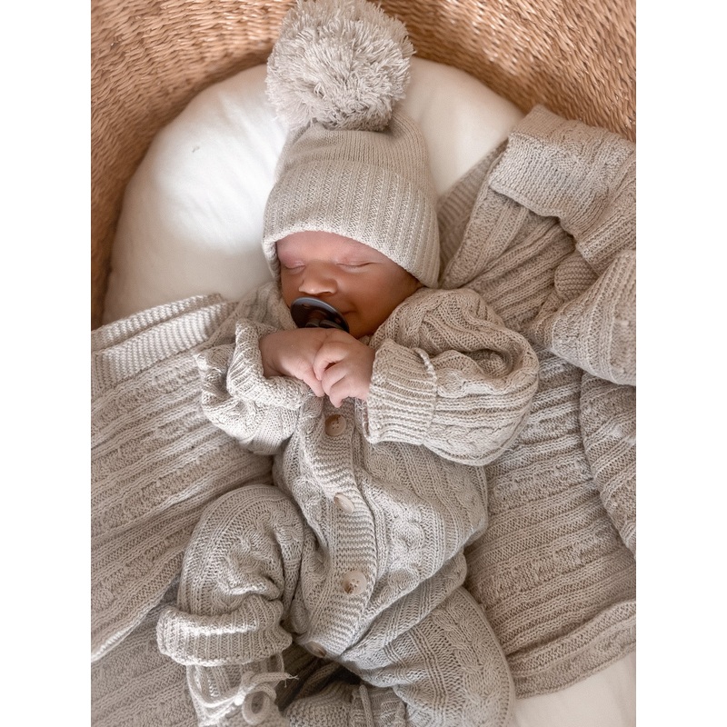 Luna + Luca Classic Cable Knit Baby Blanket – Natural