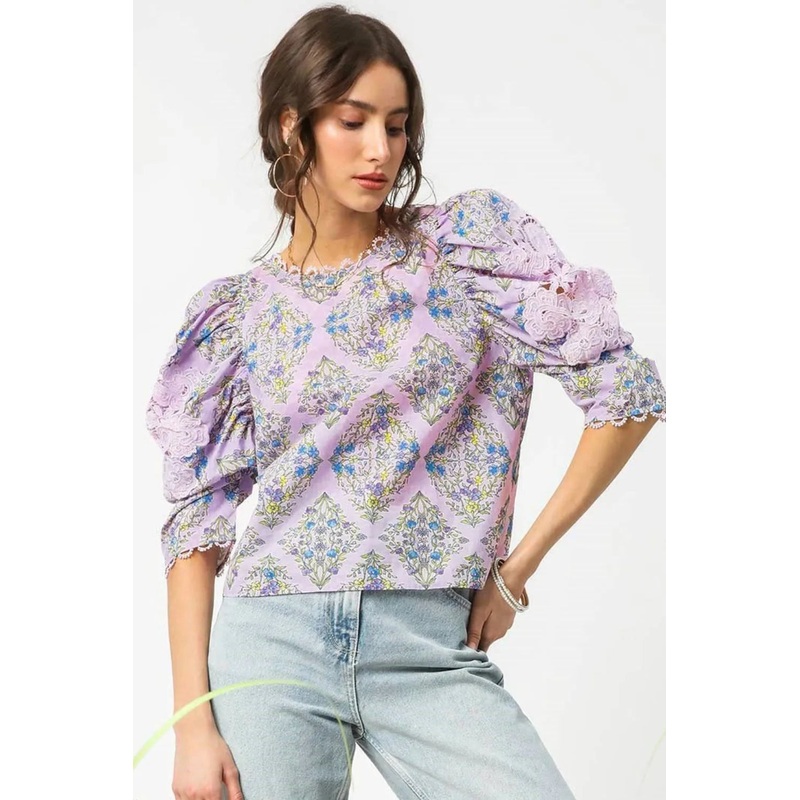 Printed Lace Puff Sleeve Blouse