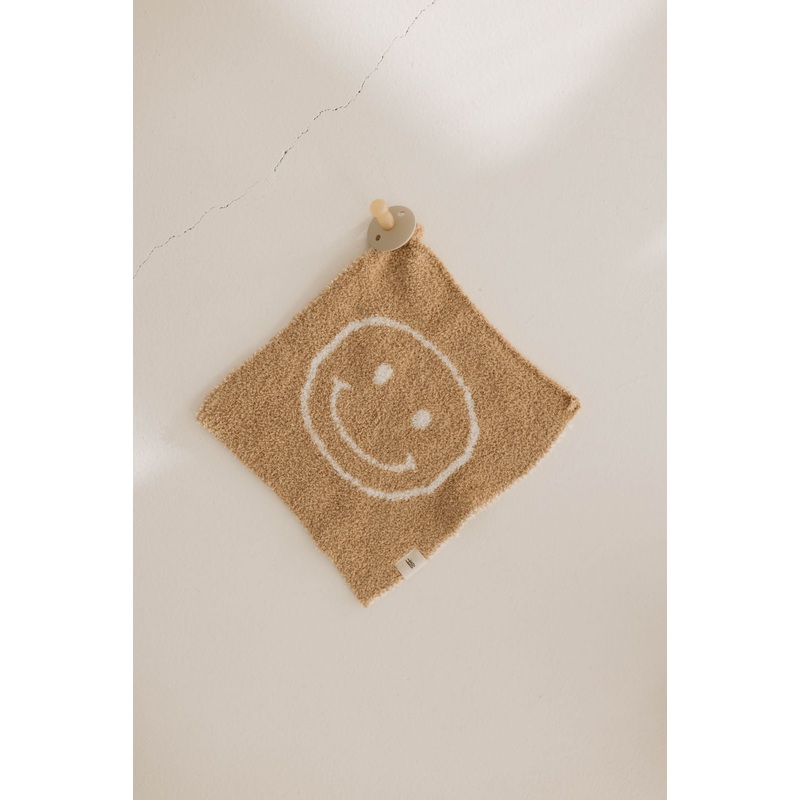 Lovey | Just Smile Tan