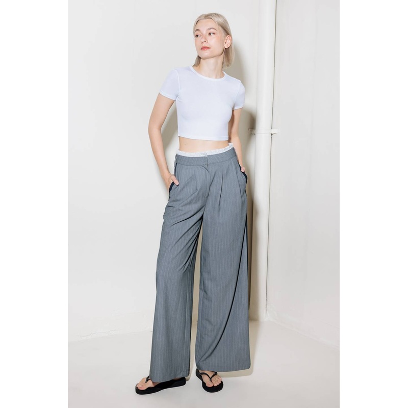 SMILE BRIGHT IN GREY WOVEN PANTS