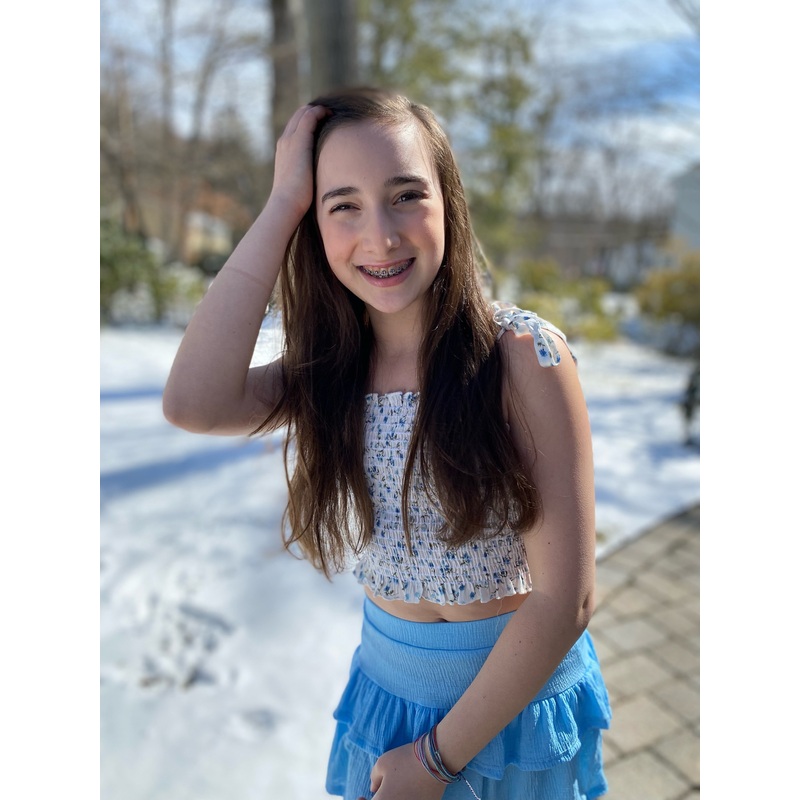 Tweenstyle – Ivory/Blue Floral Smocked Top