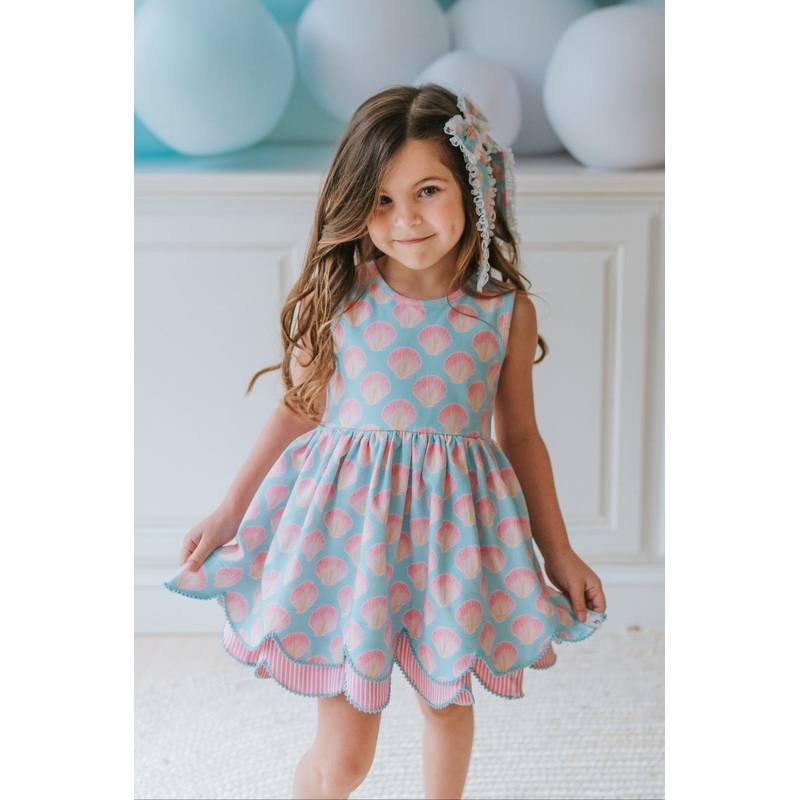 Serene Seashell Scallop Tunic Set