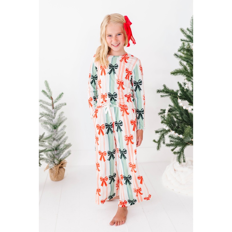 Bows | GIRLS WIDE-LEG SET|12/18 months (*SHIPS NOV 5-25th)|18/24 months (*SHIPS NOV 5-25th)|2T (*SHIPS NOV 5-25th)|3T (*SHIPS NOV 5-25th)|4T (*SHIPS NOV 5-25th)|5T (*SHIPS NOV 5-25th)|6T (*SHIPS NOV 5-25th)|7 year (*SHIPS NOV 5-25th)|8 year (*SHIPS NOV 5-