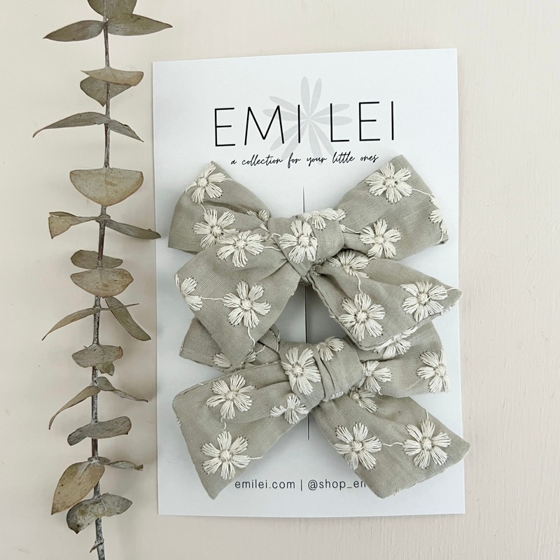 Pigtail Bow Clips|Embroidered Sage