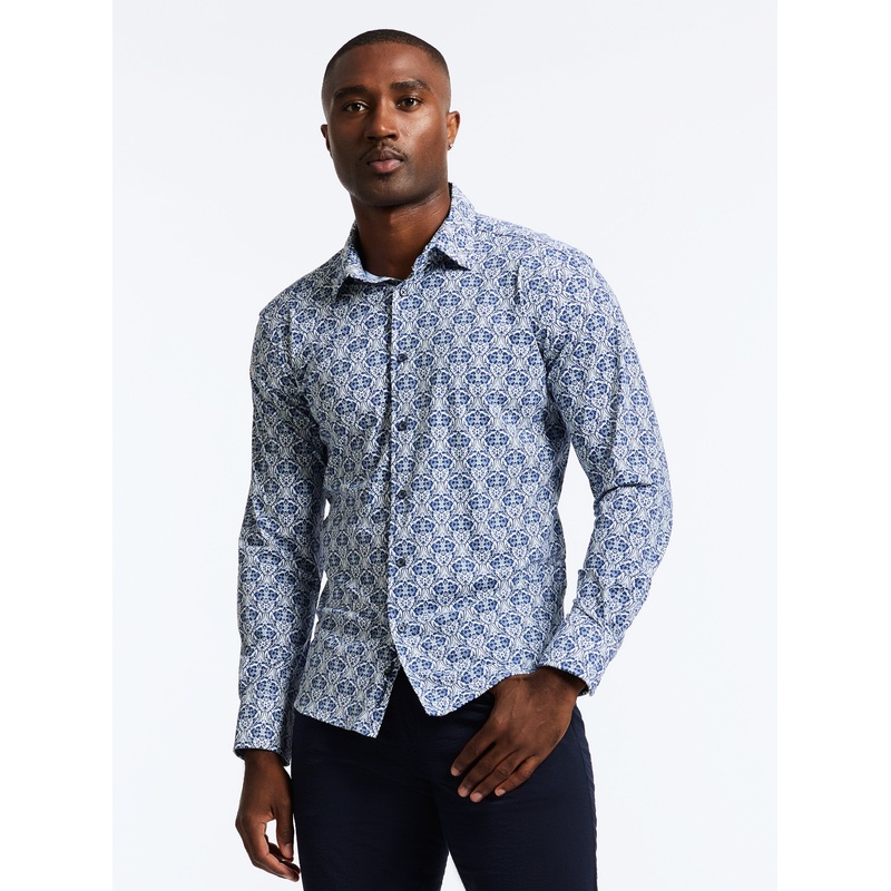 COMOROS LONG SLEEVE BUTTON DOWN SHIRT