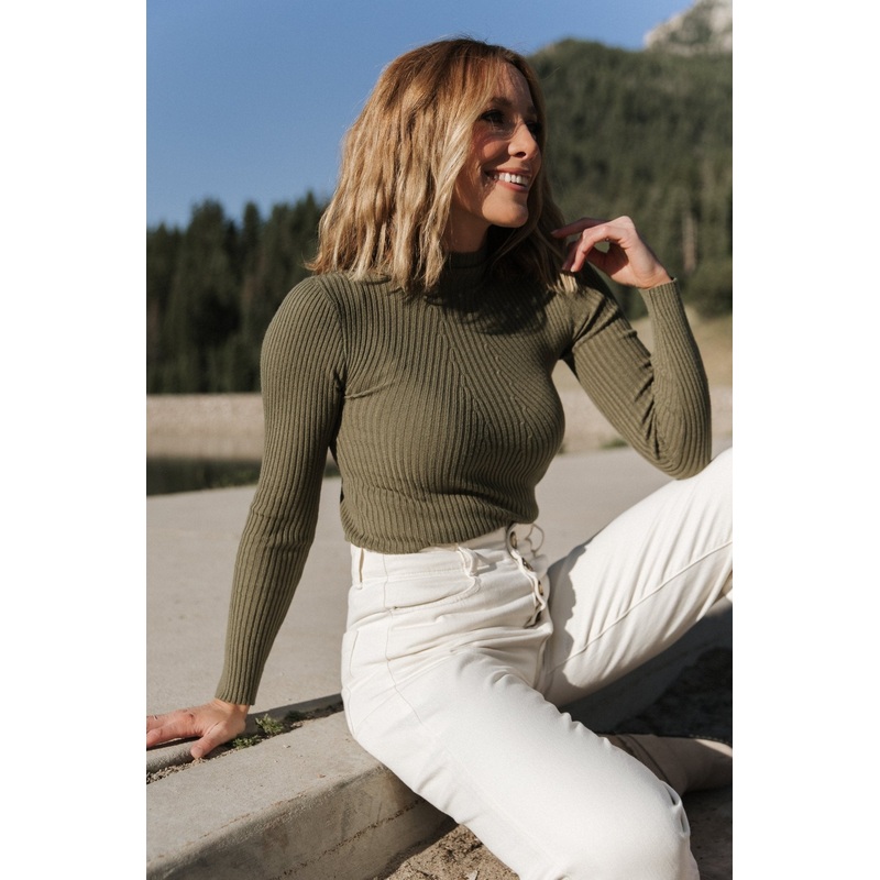 Ari Ribbed Long Sleeve Top | Olive