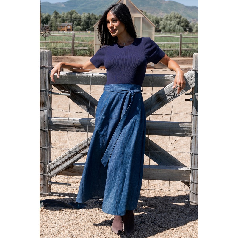 Olina Midi Dress | Chambray + Navy