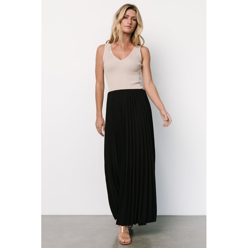 Vinny Pleated Maxi Skirt | Black